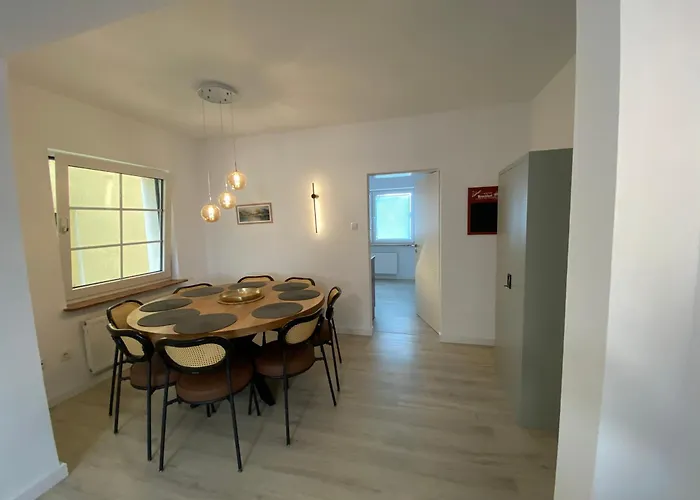 Wohlfuehlwohnung Bei Der Weser - Terrasse - 7 P * Brémy